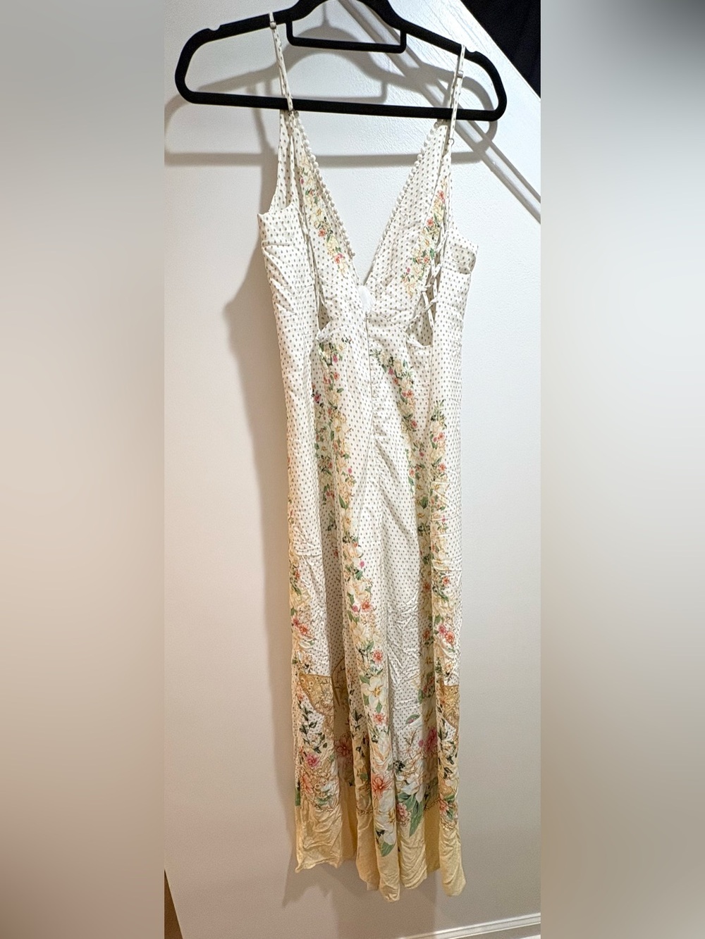 Farm Rio Long Floral Maxi Dress Size M Strappy V Neck White/Yellow - Picture 10 of 14